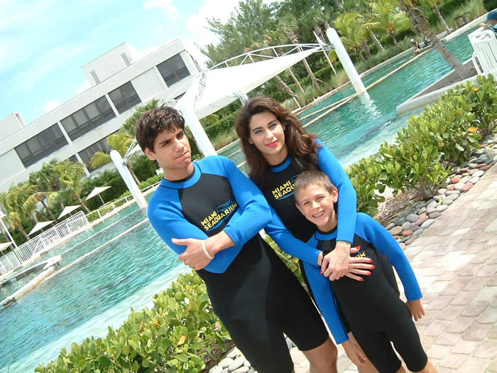 FamilyReadyfortheDolphins