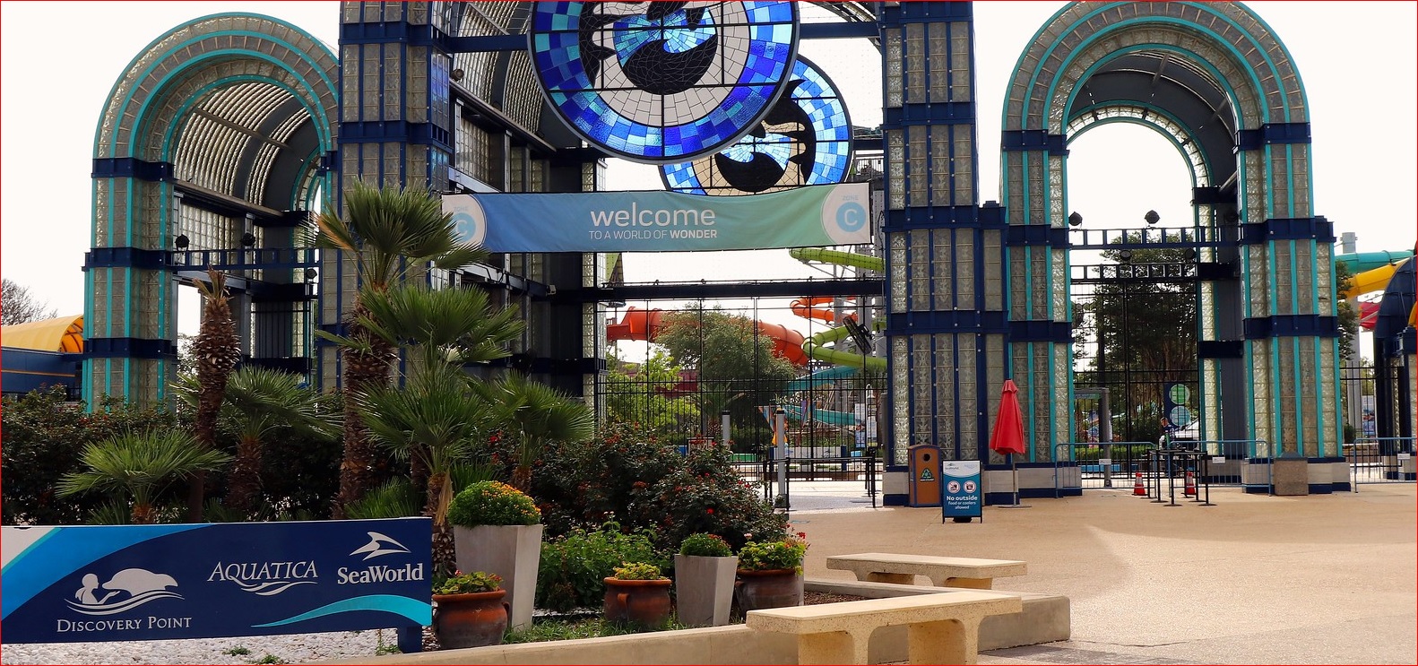 Be Charmed And Captivated At Sea World’s Discovery Point