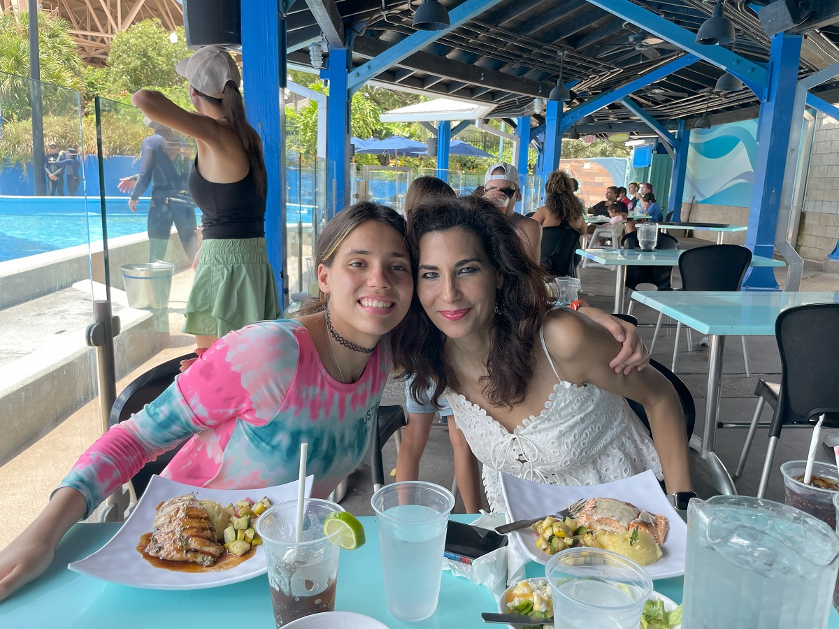 SeaWorld Dine with Orca